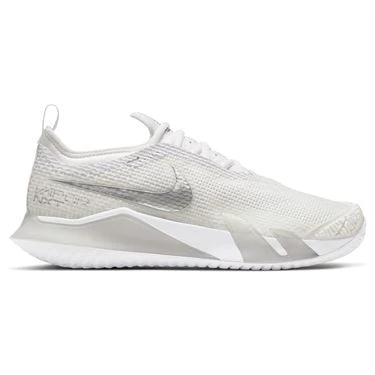 Nike Court React Vapor NXT Womens Tennis Shoe 1 Nike Court React Vapor NXT Womens Tennis Shoe